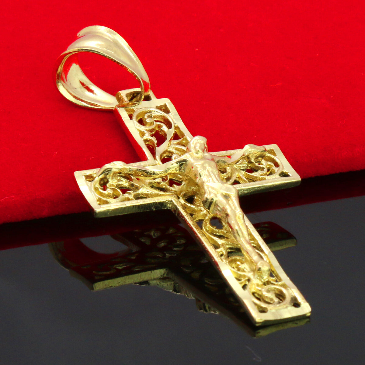 18k Gold Jesus Cross Crucifix Charm Pendant 5mm 18" Figaro Necklace Chain