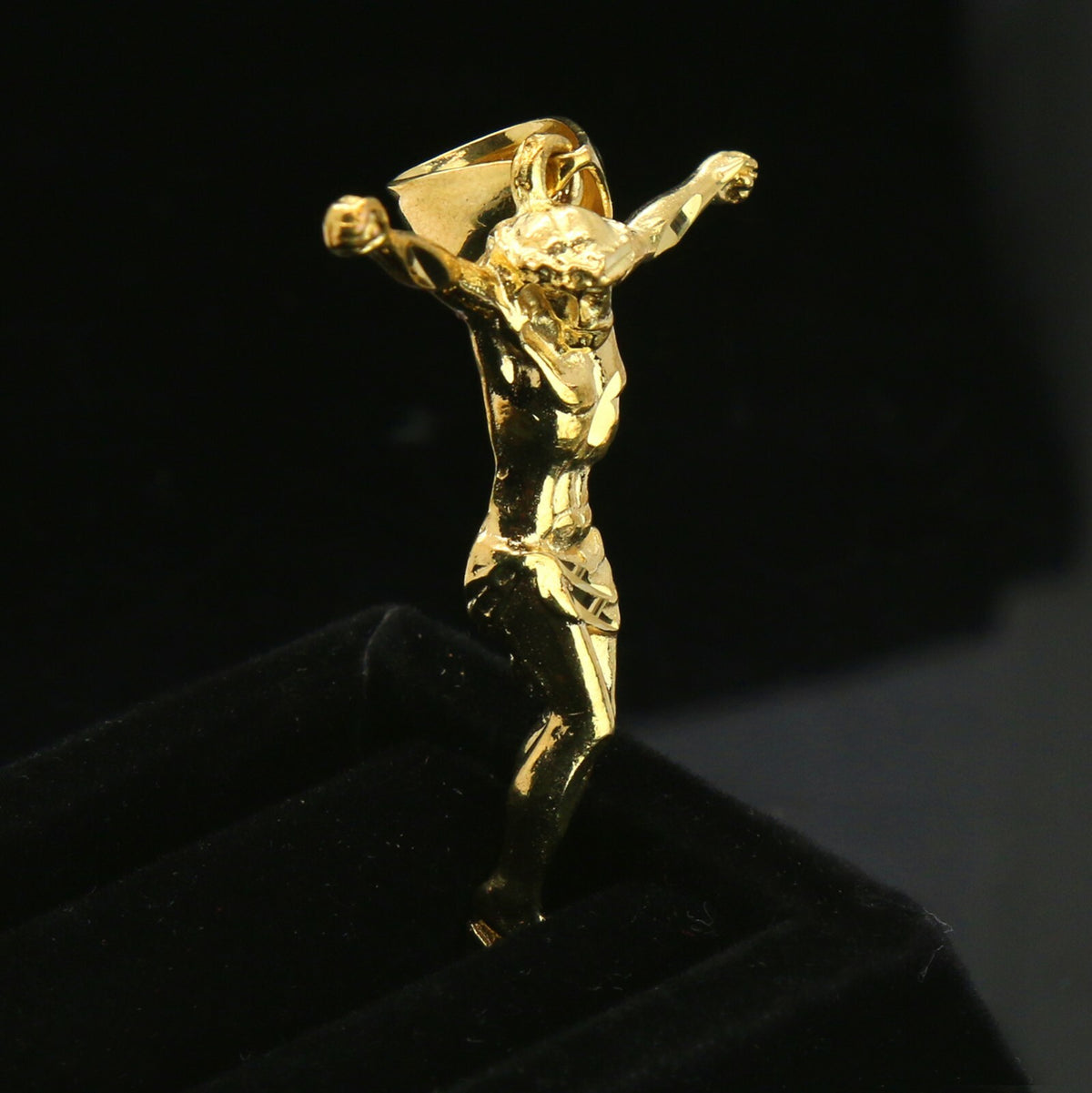 Jesus Crucifix 14k Gold Pendant 24" Figaro Necklace Choker Chain