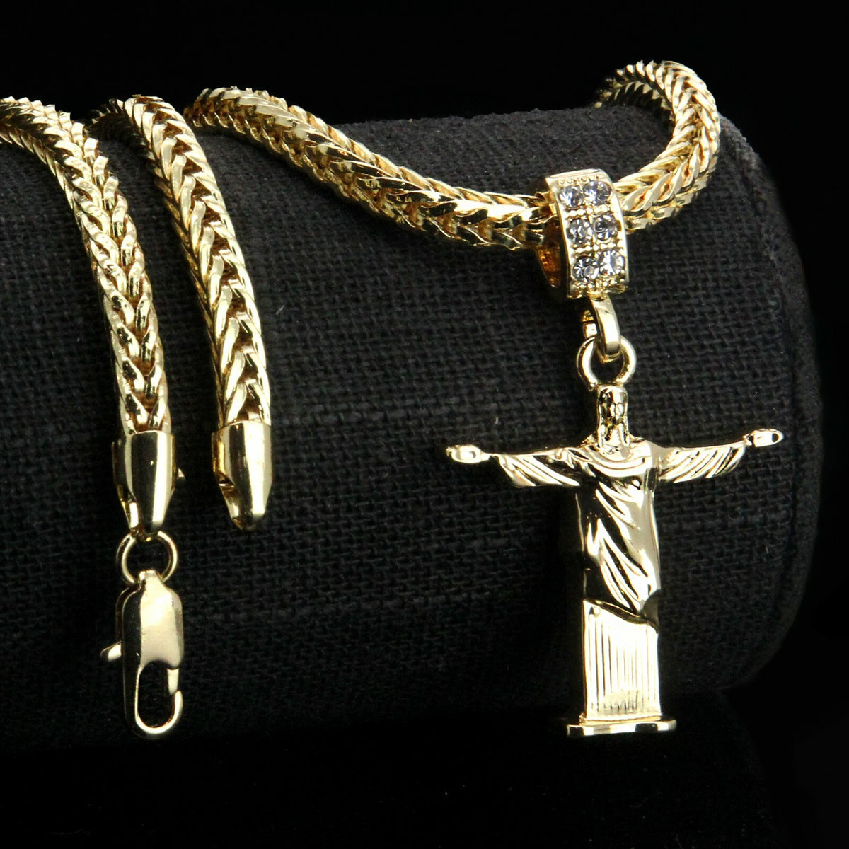 14k Gold Redeemer Jesus Pendant CZ 24" Franco Chain