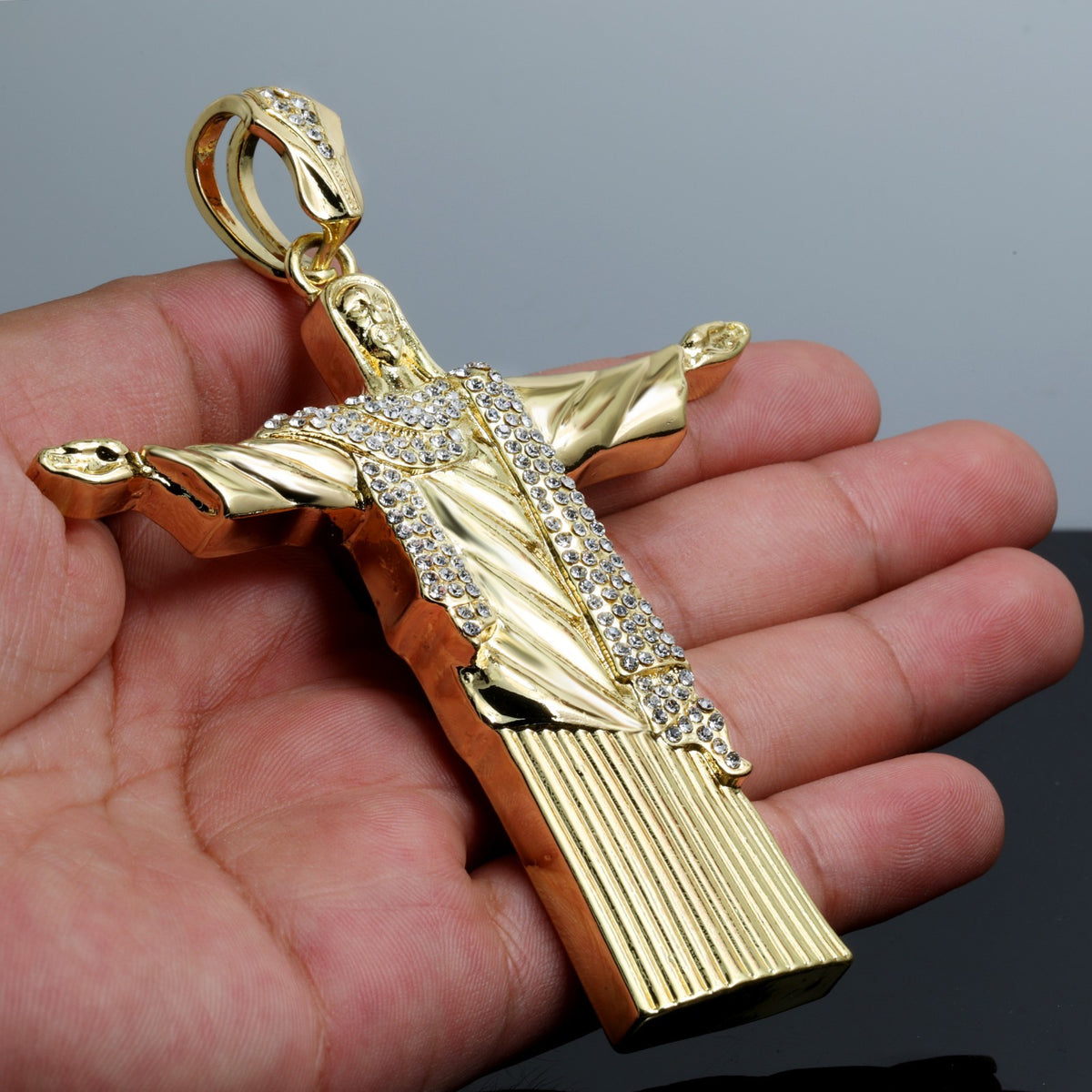 Large Jesus Redeemer Pendant Iced CZ & Cuban 10mm Chain Gold